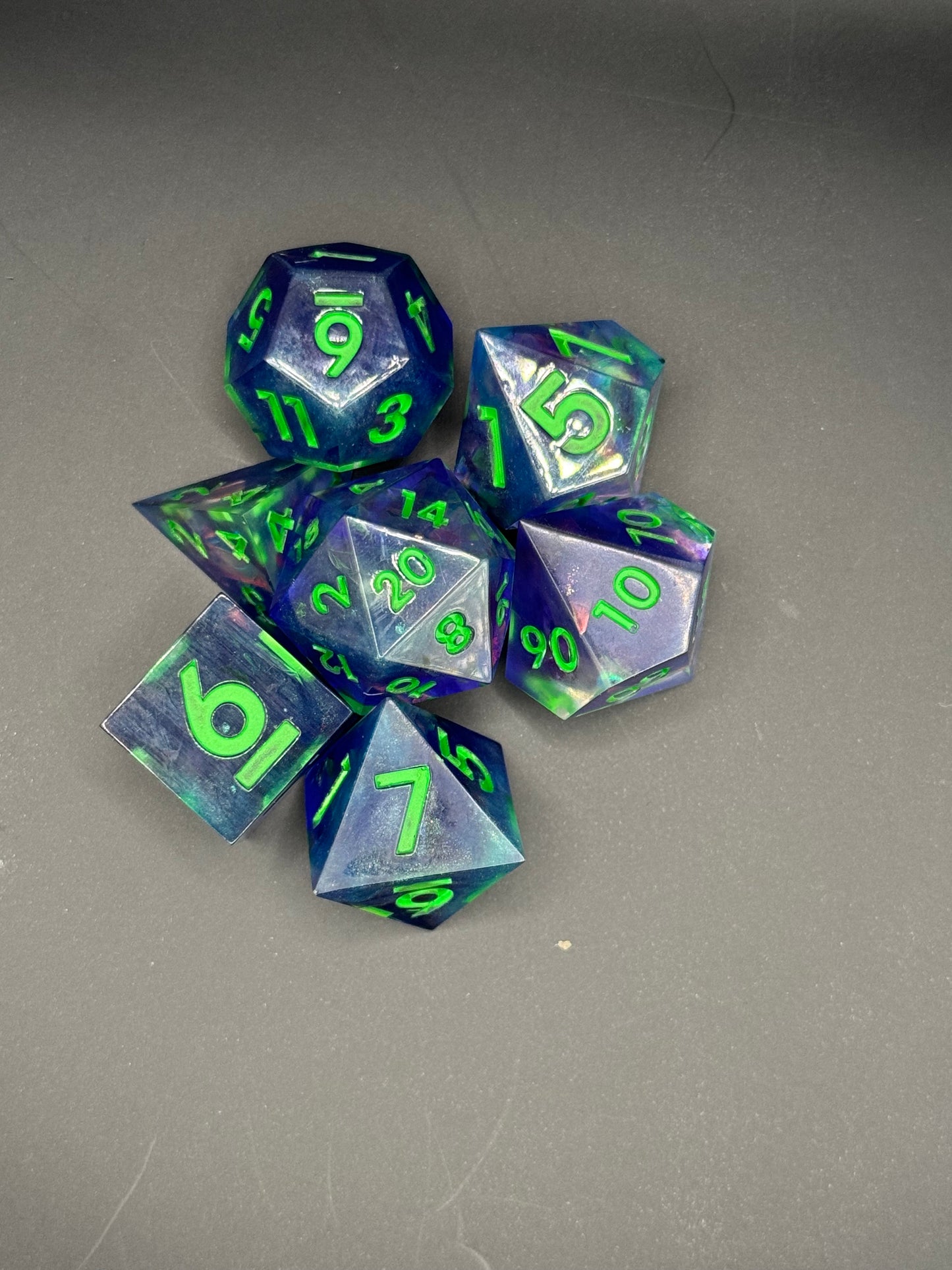 Enchanted Goblin’s Hoard – Purple UV Reactive Dice Set