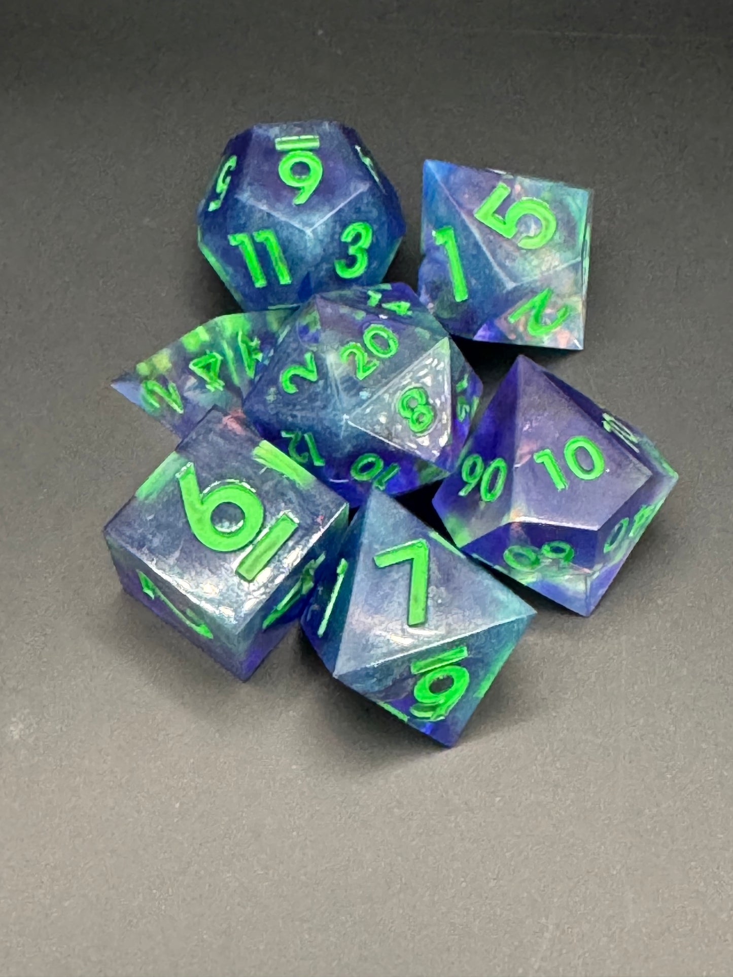 Enchanted Goblin’s Hoard – Purple UV Reactive Dice Set