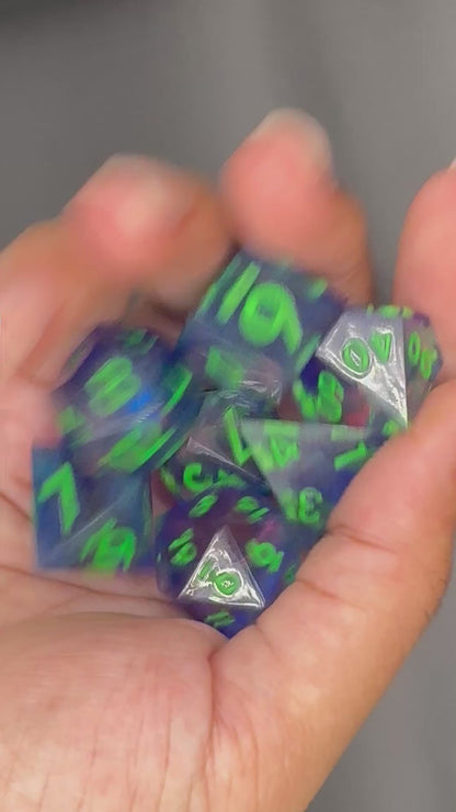 Enchanted Goblin’s Hoard – Purple UV Reactive Dice Set